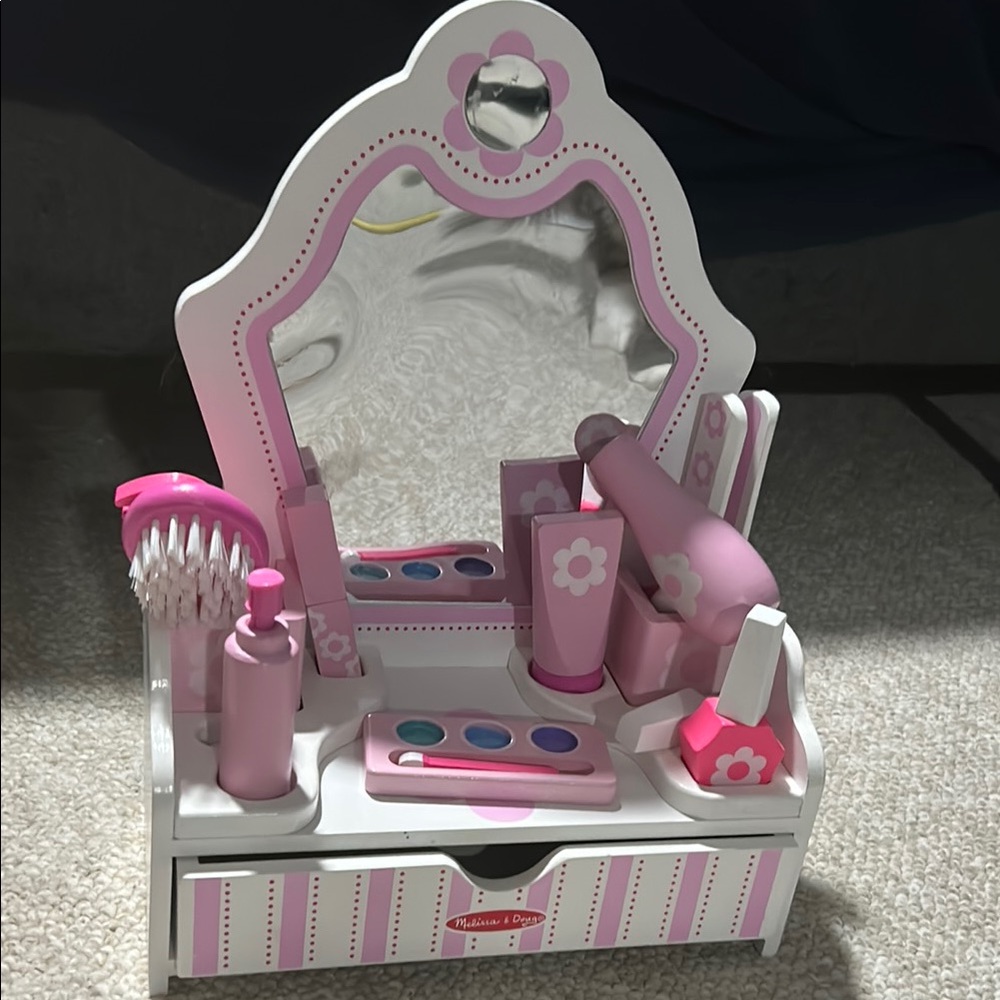 Melissa & Doug Pink and White Doll Vanity Set with Mirror